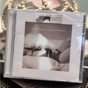 New! Taylor Swift - The Tortured Poets Department “The Manuscript” CD